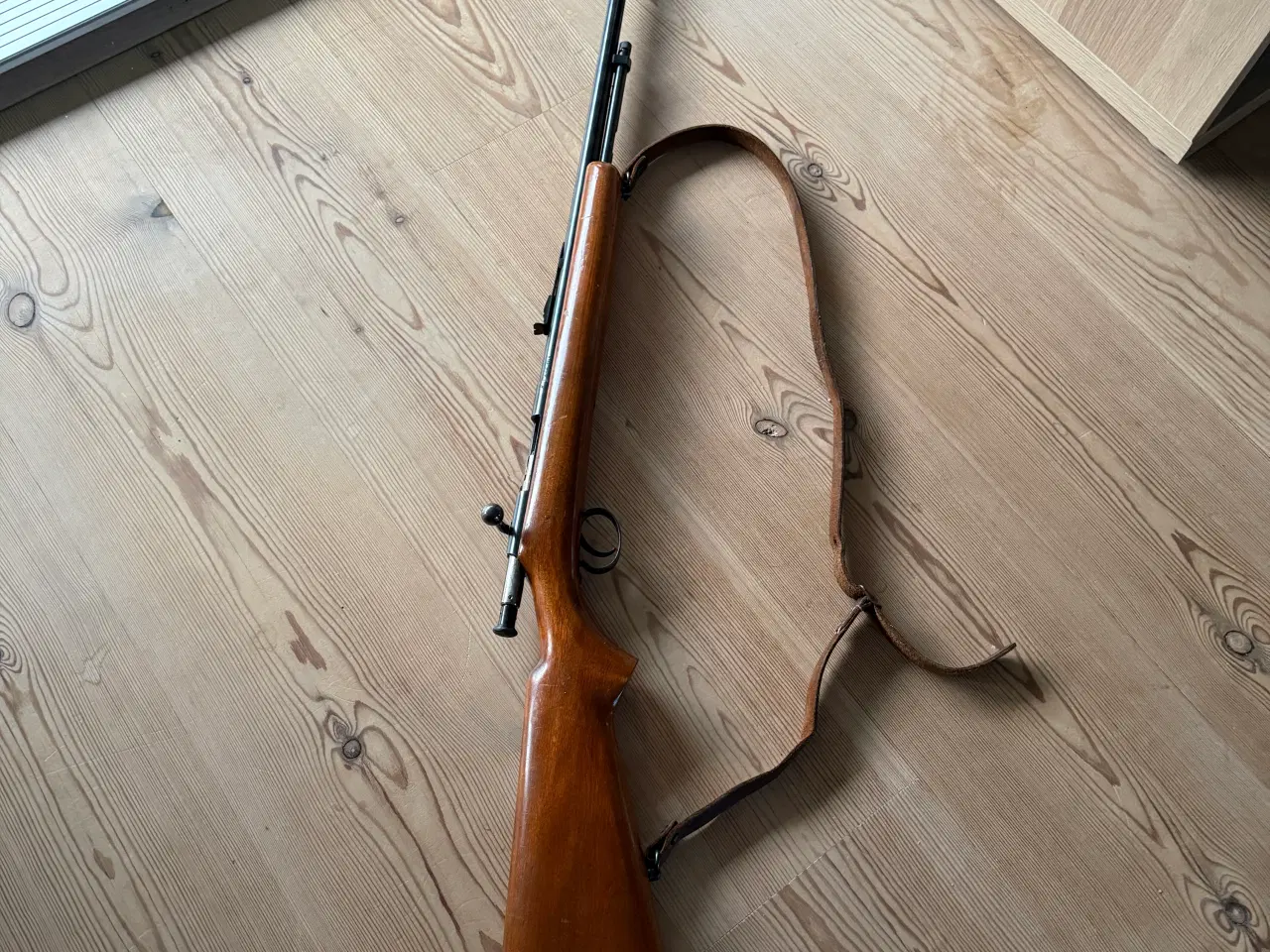 Billede 4 - Salonriffel kal 22