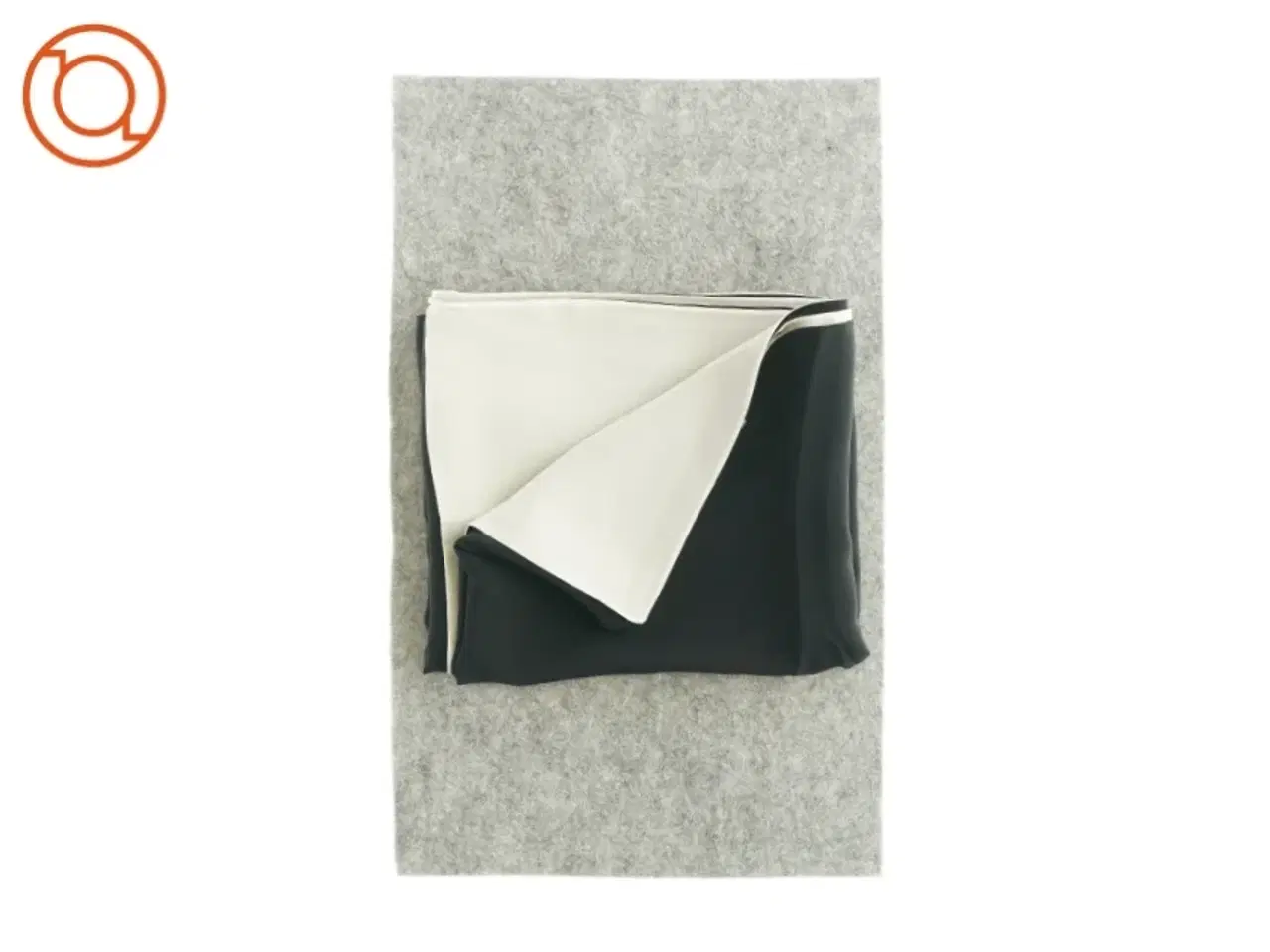 Billede 2 - Silketørklæde fra Jaeger