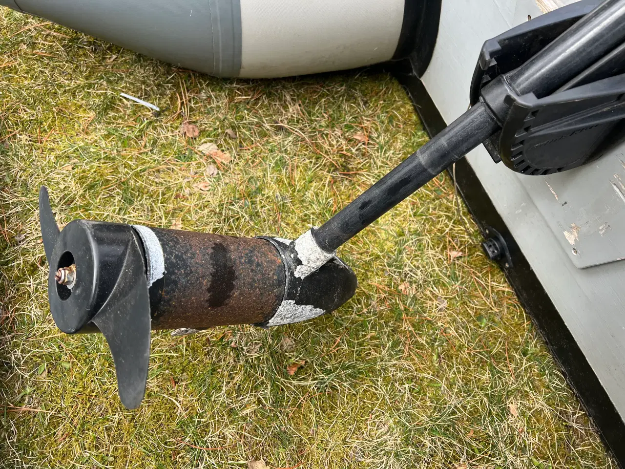 Billede 4 - Brugt gummibåd med el-motor