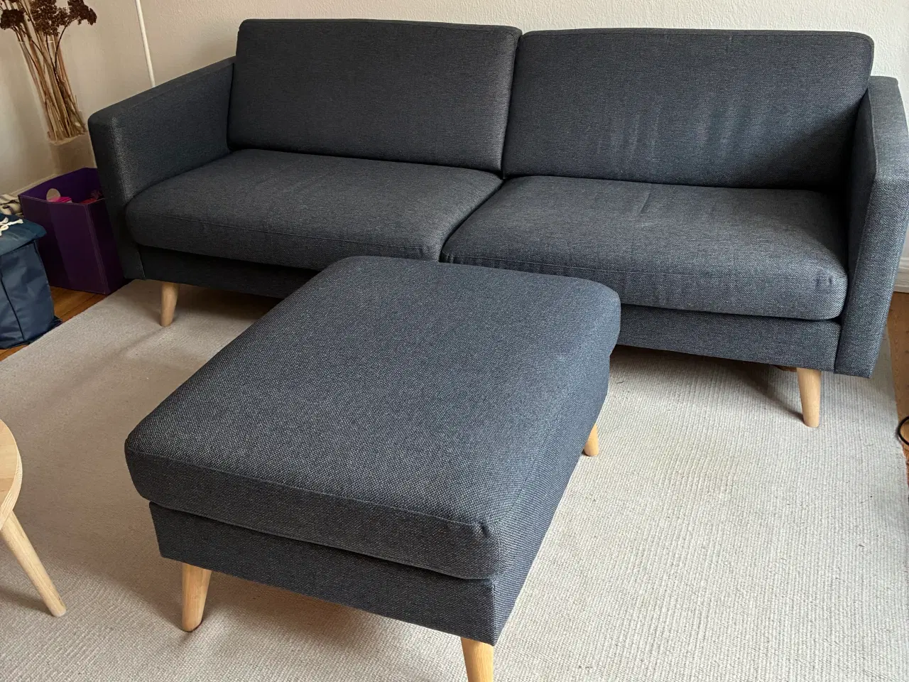 Billede 1 - Sofa med stor puf