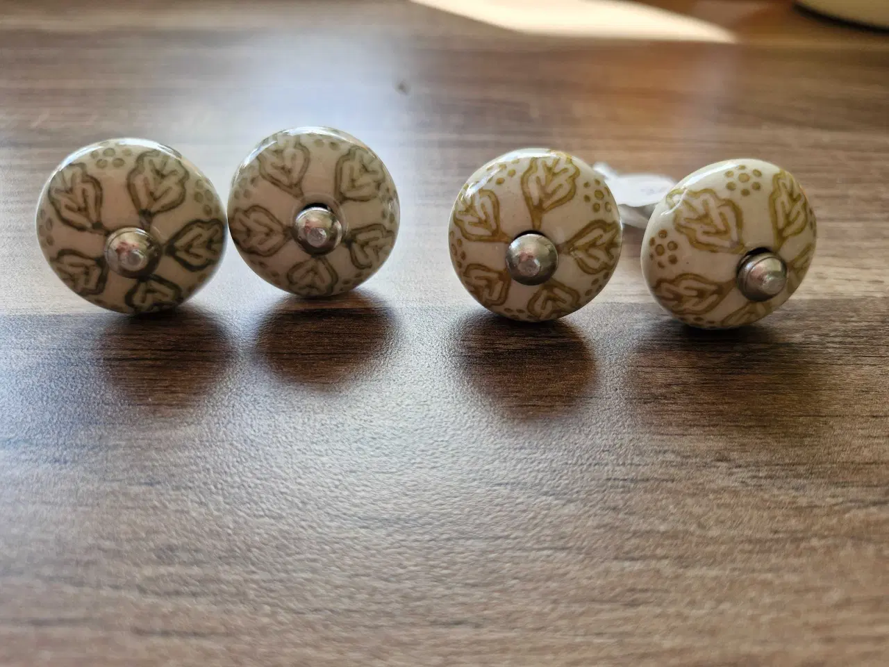 Billede 1 - Porcelæns Knopper 