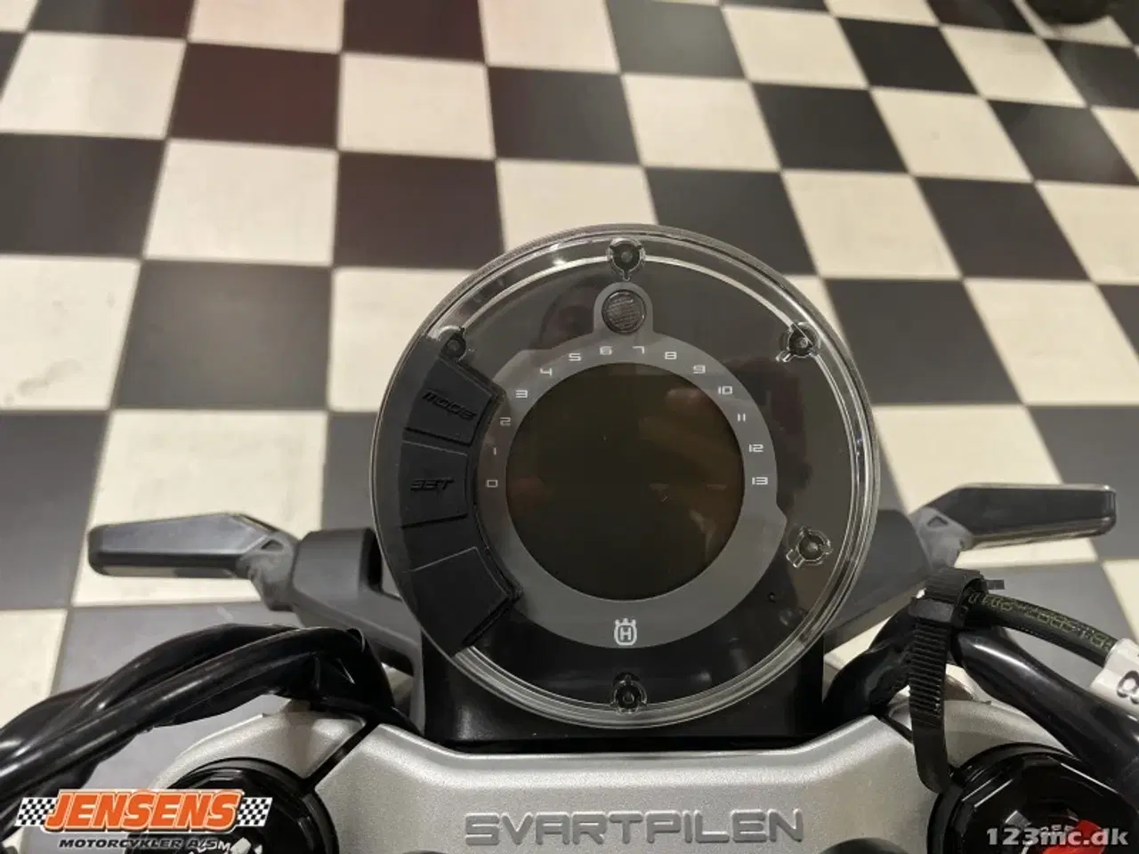 Billede 7 - Husqvarna Svartpilen 401