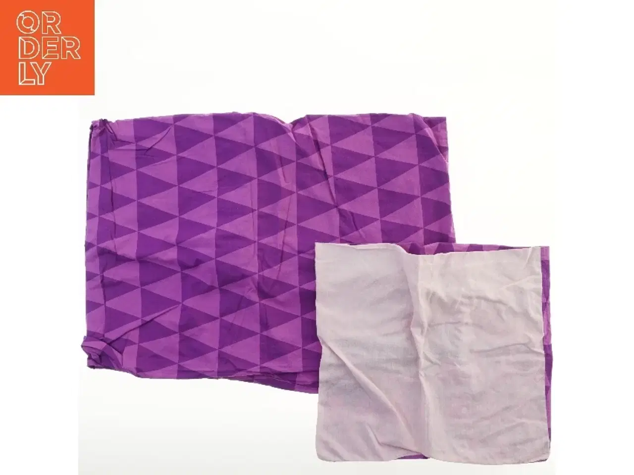 Billede 2 - Sæt sengetøj i lilla mønster (str. 38x40 og 90x120 cm)