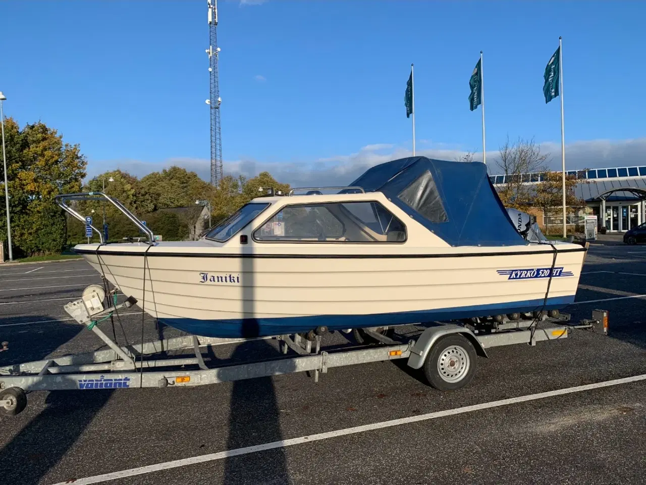Billede 4 - KYRKØ 520 HT med 2 meget lidt brugte Honda motorer