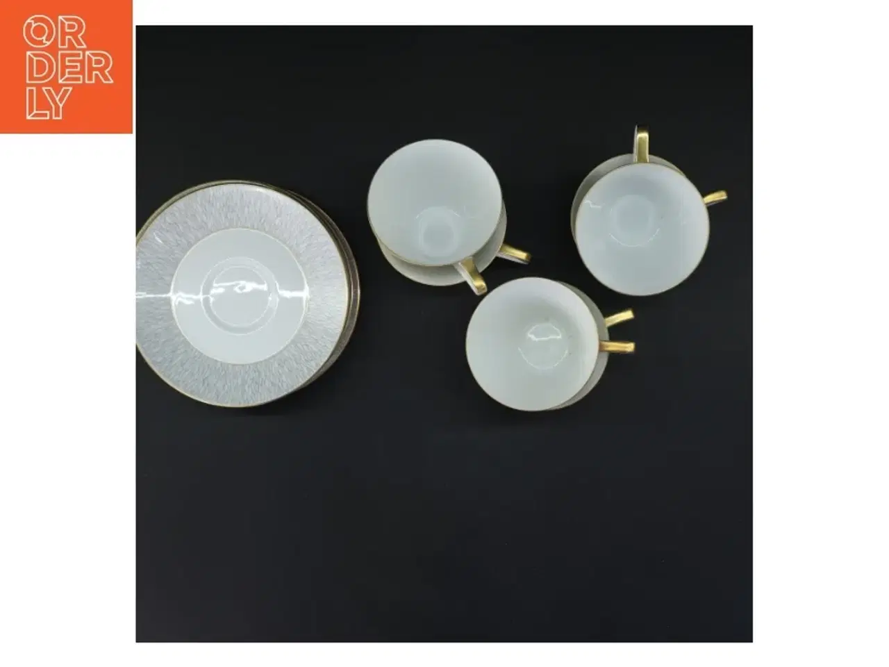 Billede 3 - Koh-I-Noor kaffekopper med undertallerkener fra Knigl pr Tettau (str. 6 kopper. ø. 8 cm. længde. 6,5 cm. 6 undertallerkener. ø. 1