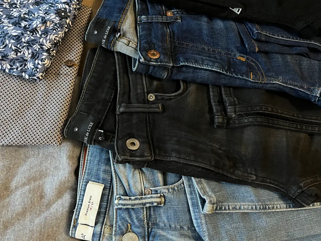 Billede 5 - Flyttekasse fyldt med herretøj 