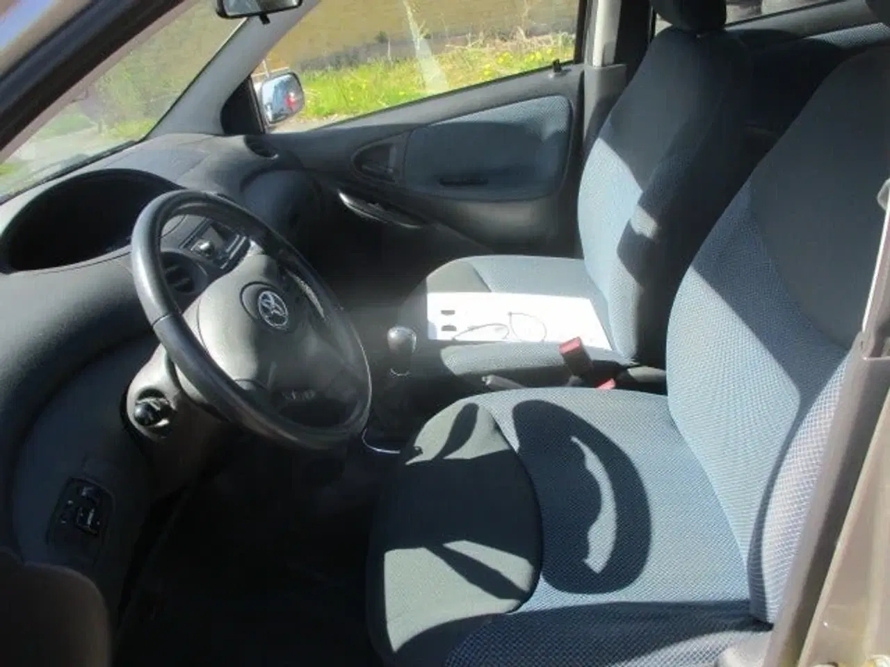 Billede 8 - Toyota Yaris 1,3 Luna