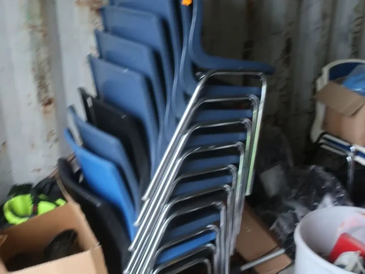 Billede 3 - Stole, isolering, gasflaske m.m.