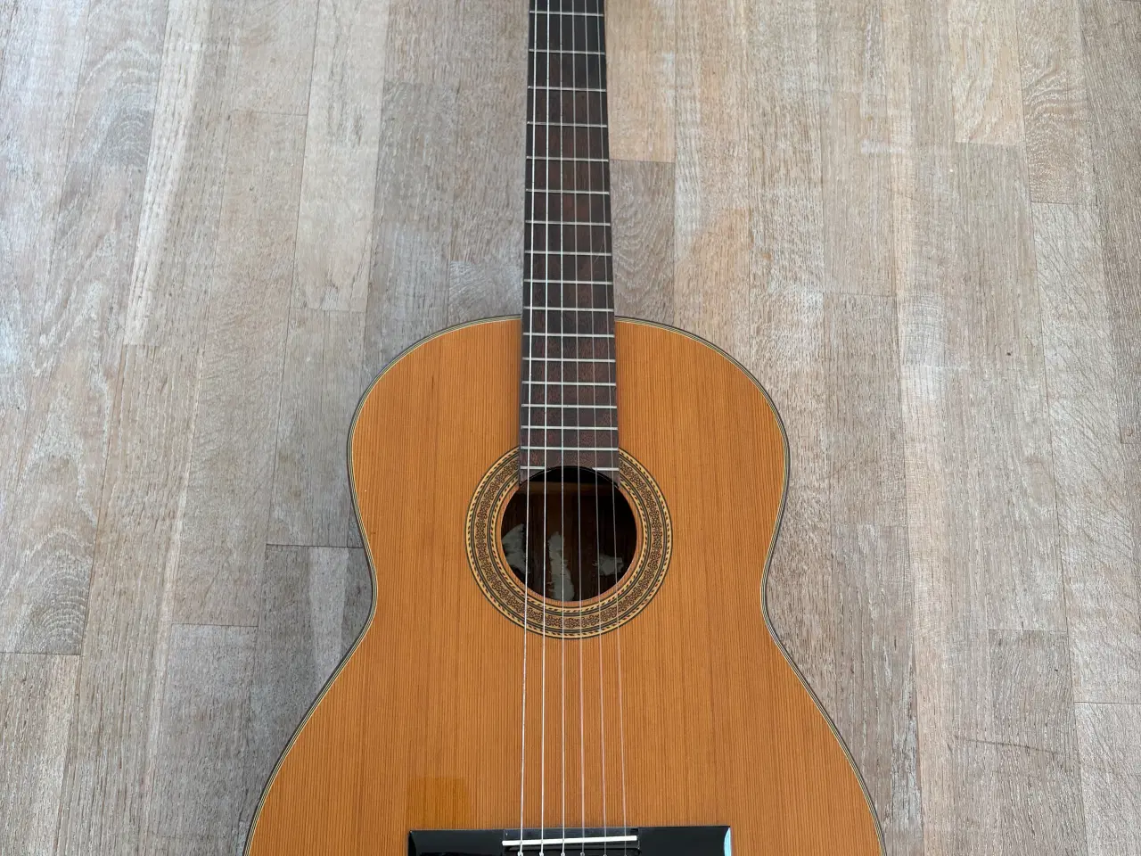 Billede 1 - Guitar 