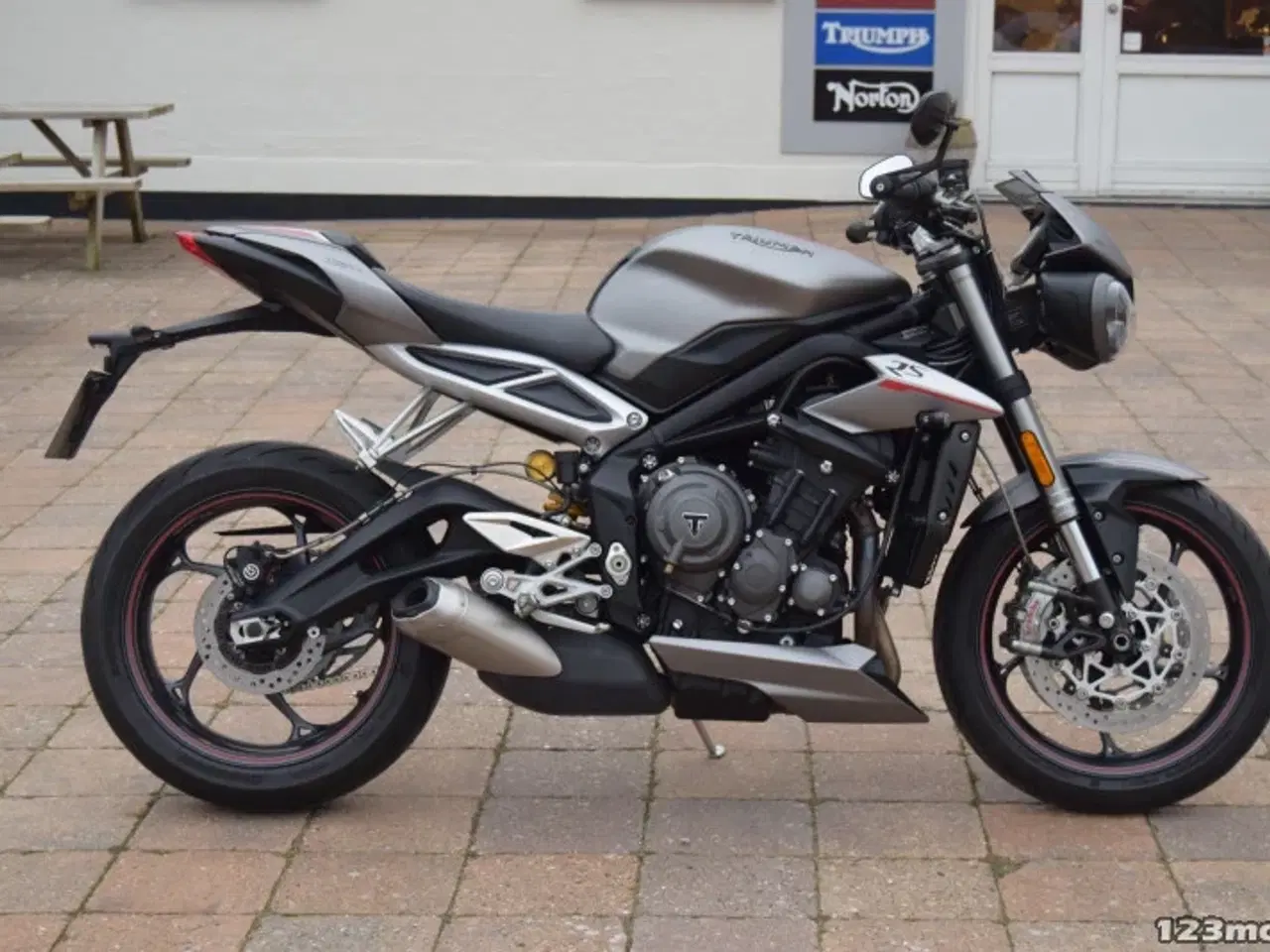 Billede 1 - Triumph Street Triple RS Naked bike
