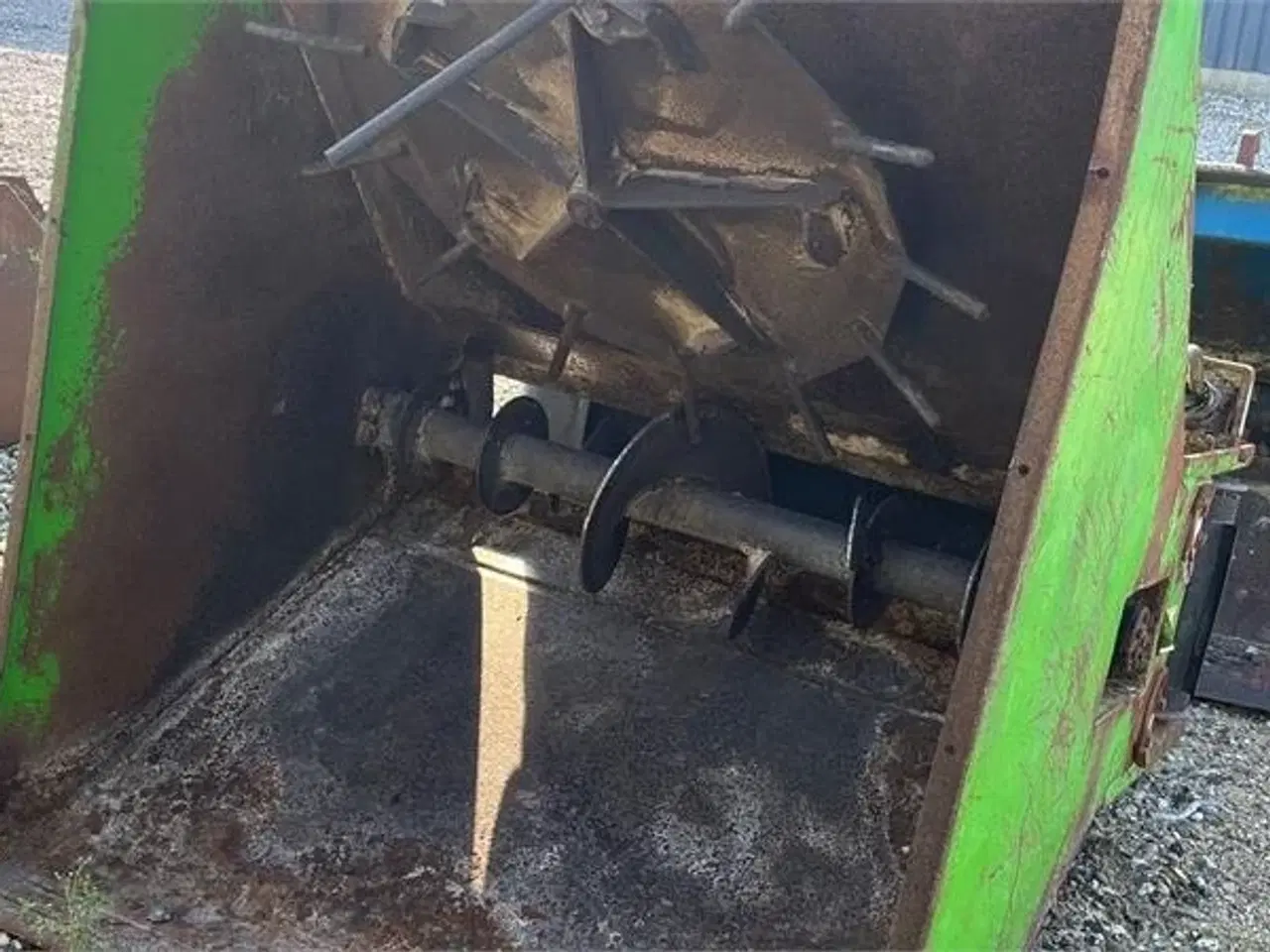 Billede 1 - Avant Strøkasse  Avant/Weidemann beslag - 125 cm