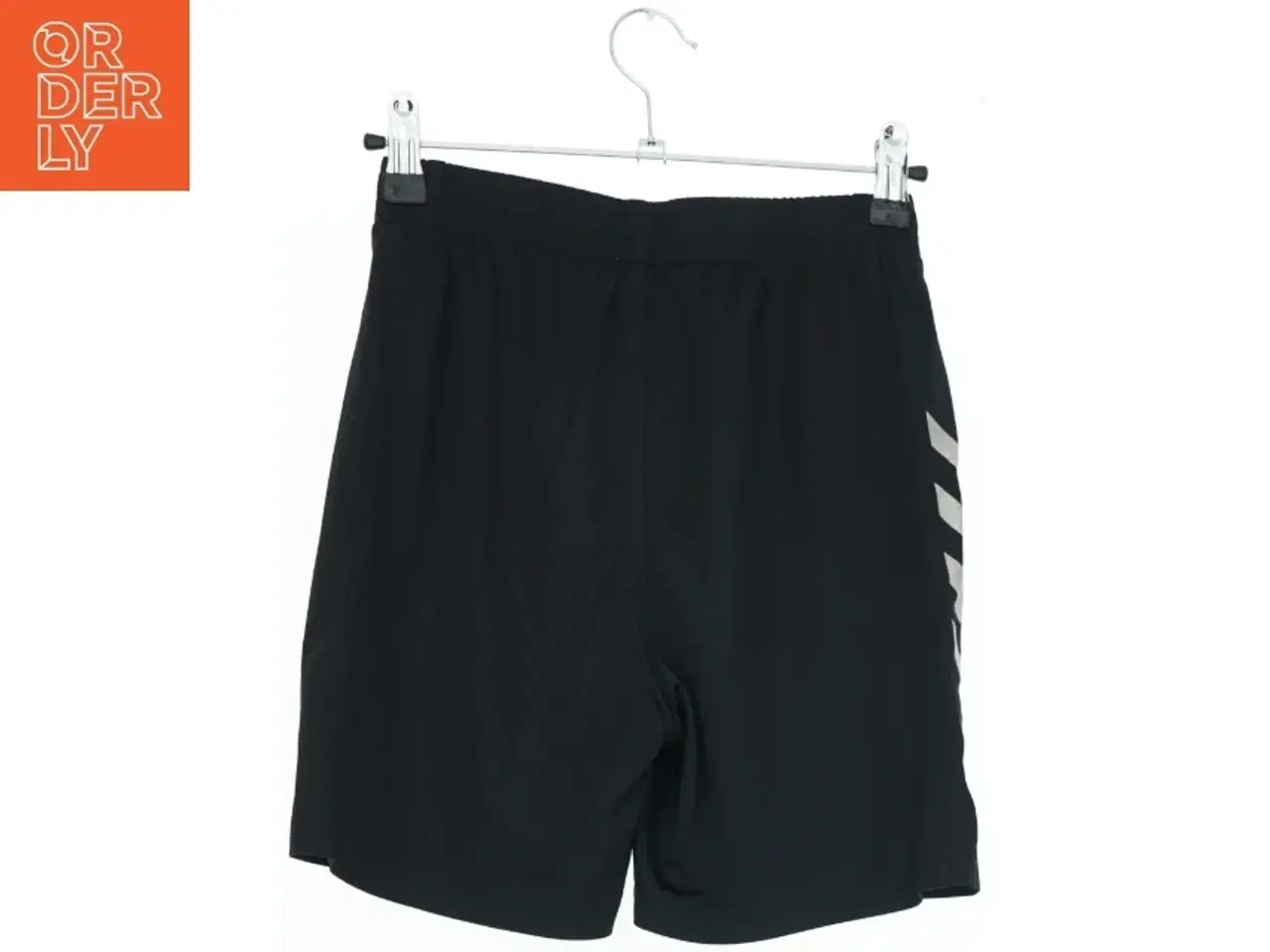 Billede 2 - Hummel sports shorts fra Hummel (str. 140)