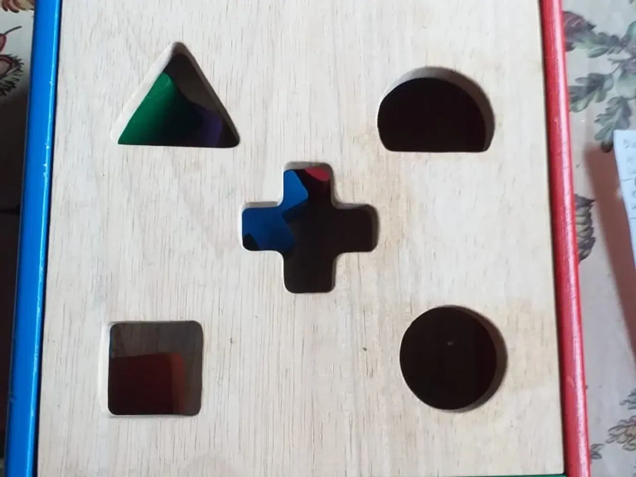 Billede 1 - Pullboks med 5 figurer den er fra 1 år