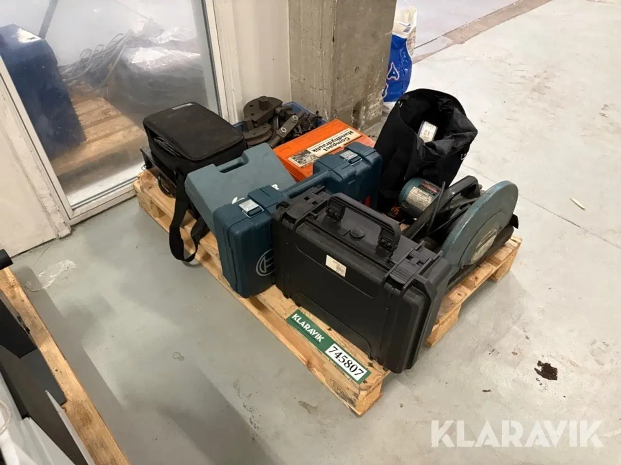 Billede 4 - Samlet lot med værktøj - 7 enheder