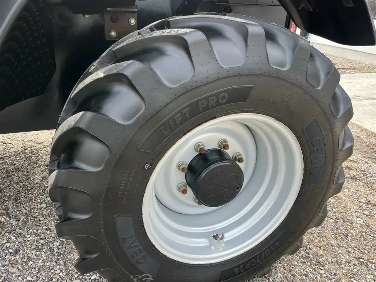 Billede 13 - Case IH FARMLIFT 742
