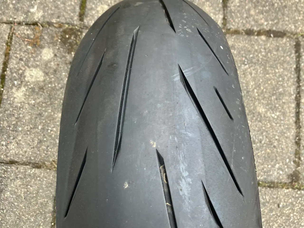 Billede 2 - 180/55R17 Bridgestone S22