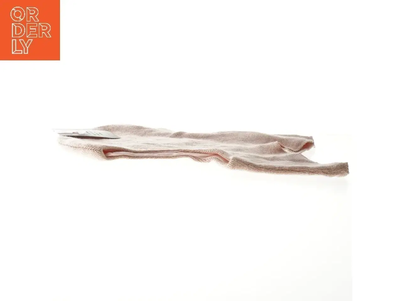 Billede 3 - Hue i lyserød. Helt ny med mærke