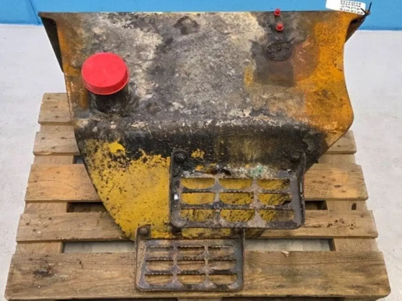 Billede 3 - New Holland LB115B Dieseltank 84262236