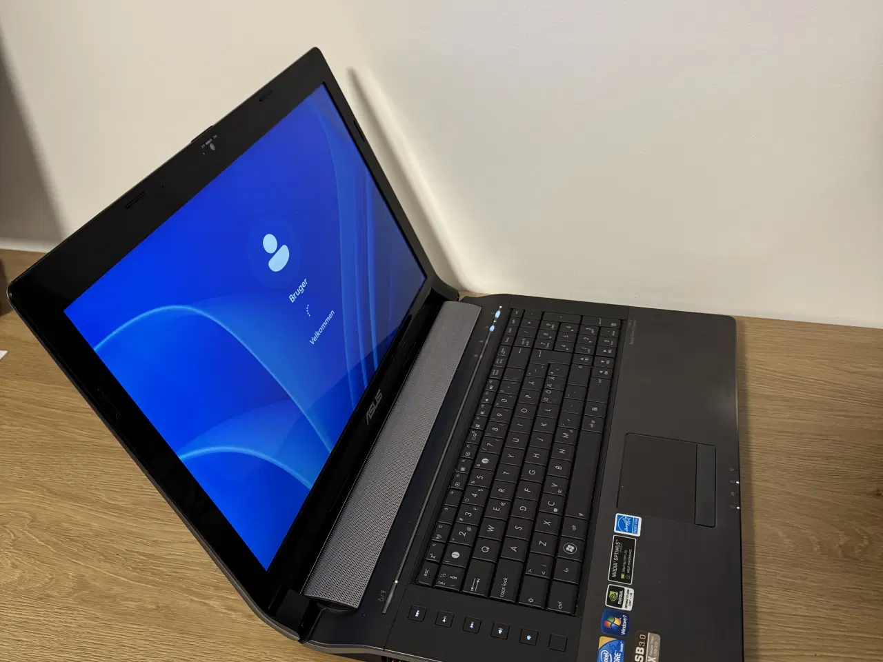 Billede 2 - Asus med 17 tommer skærm 