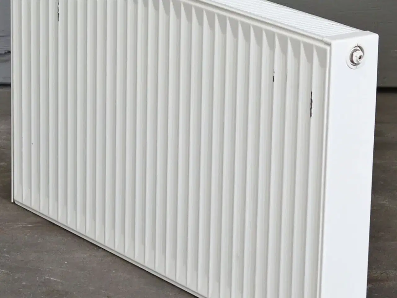 Billede 2 - Radiator 100x55x10 cm 7 stk