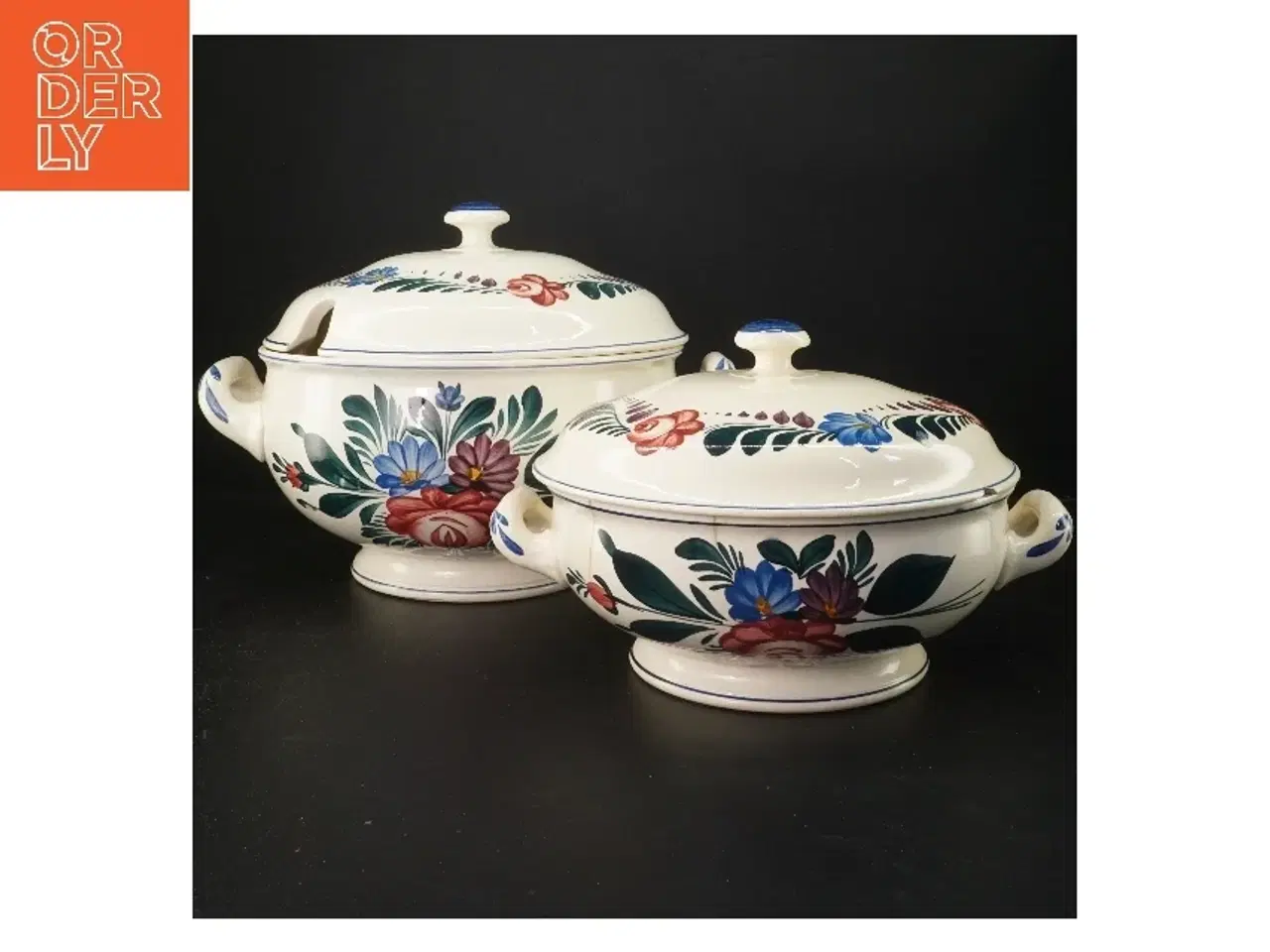 Billede 1 - To keramikserveringer med låg fra U&C (str. ø 26 cm, og ø 22 cm cm)