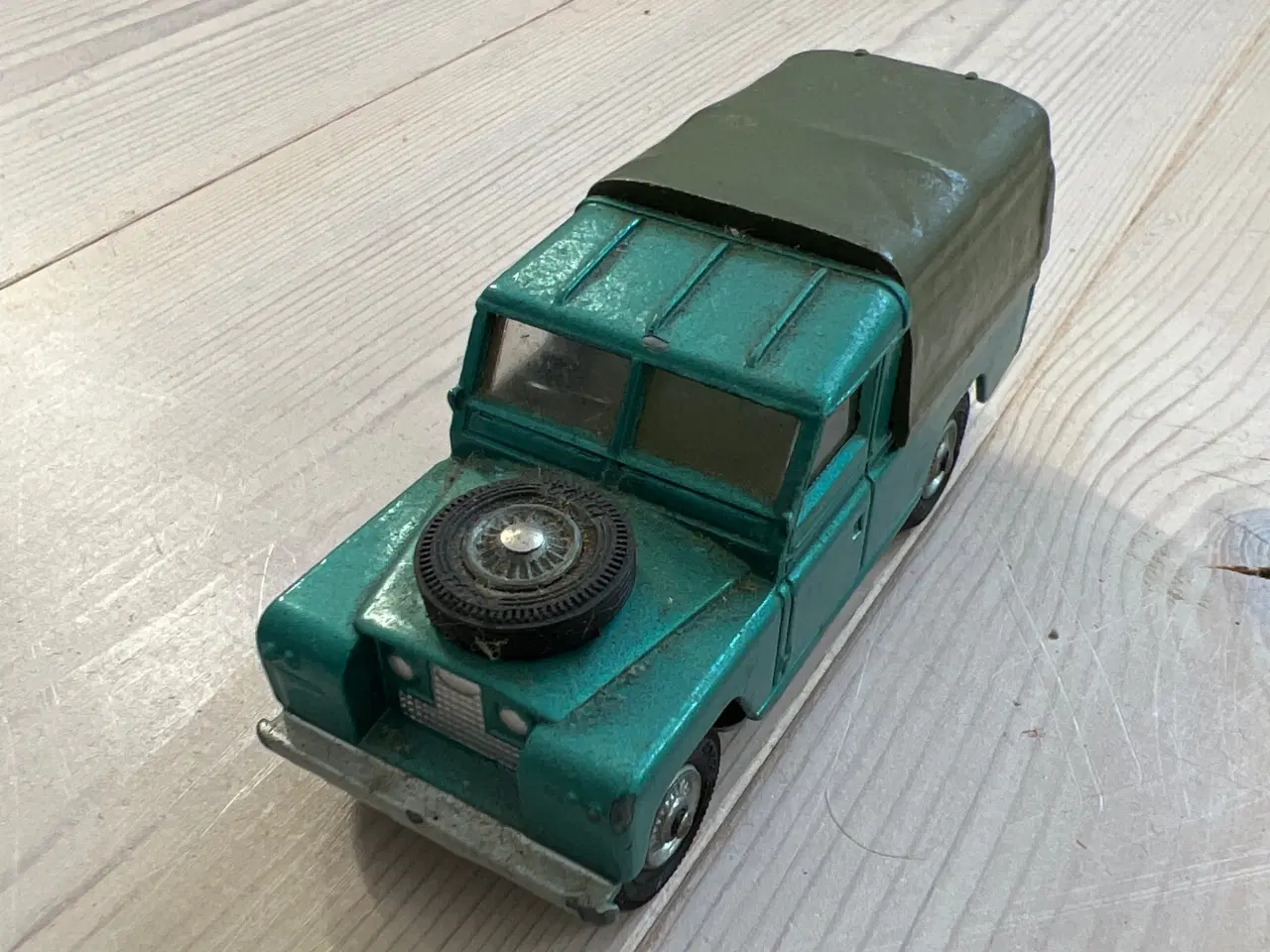 Billede 8 - Gamle legetøjsbiler