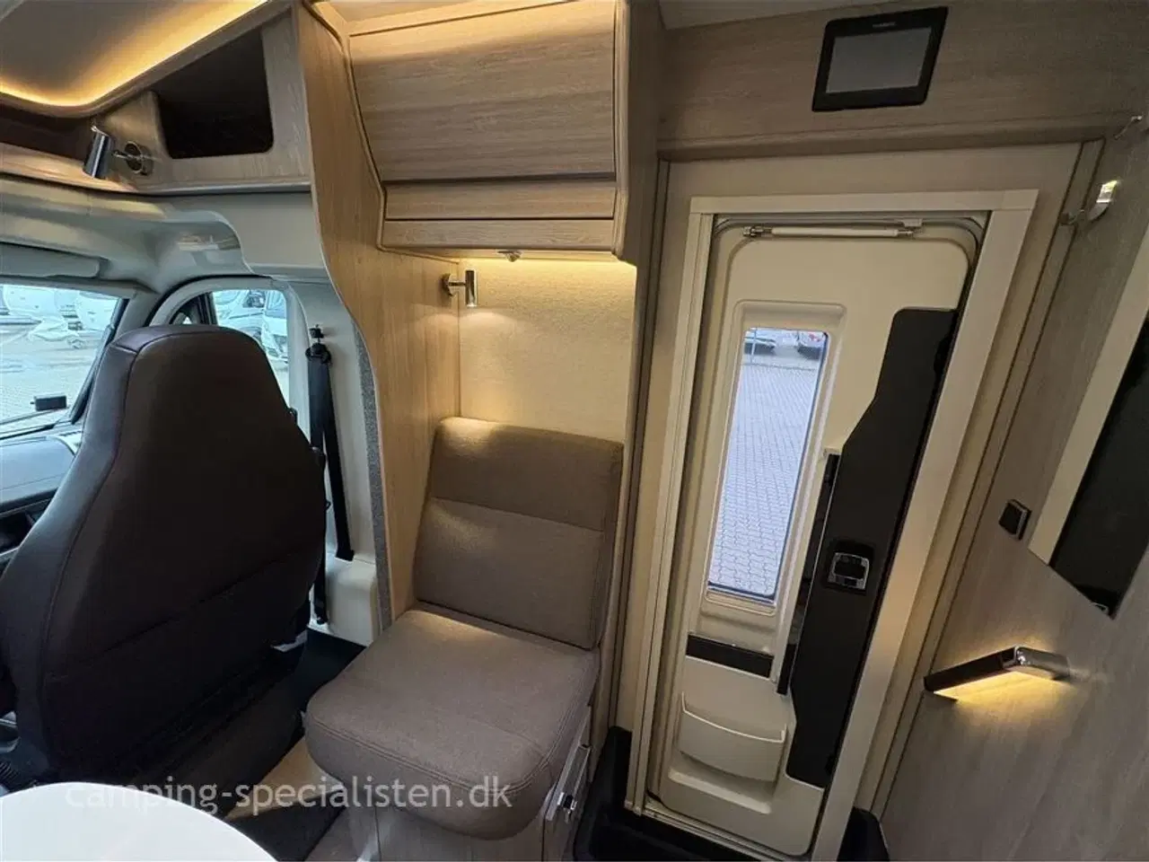 Billede 11 - 2021 - Kabe Travel Master Classic 740 LGB   Kabe Travel Master Classic 740 LGB 2021 - Se den nu hos Camping-Specialisten.dk