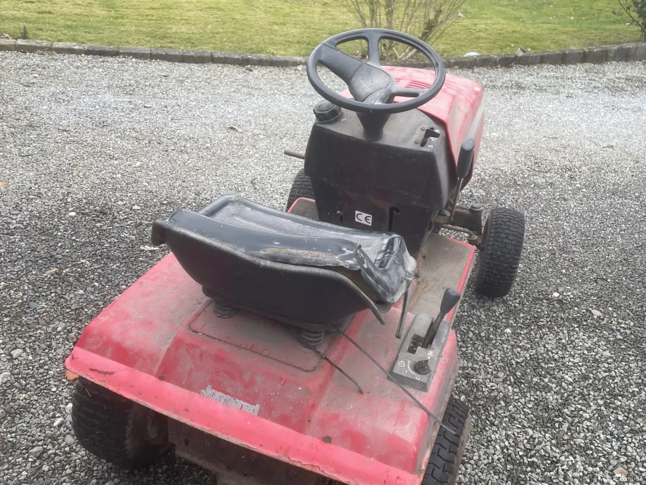 Billede 4 - Jonsered havetraktor LR11. Traktoren