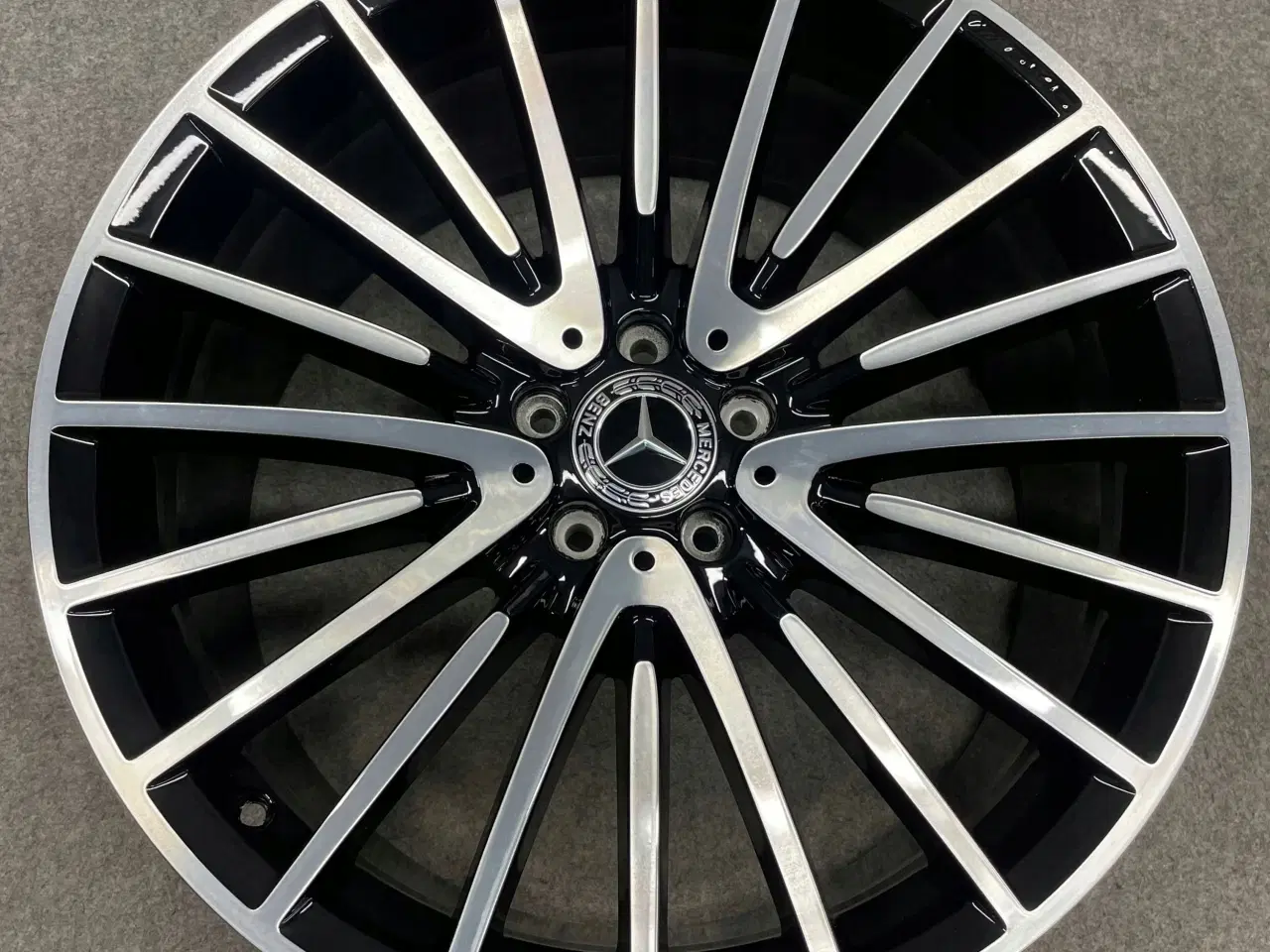Billede 2 - ALUFÆLGE MERCEDES S AMG A223 W223 S223 21"