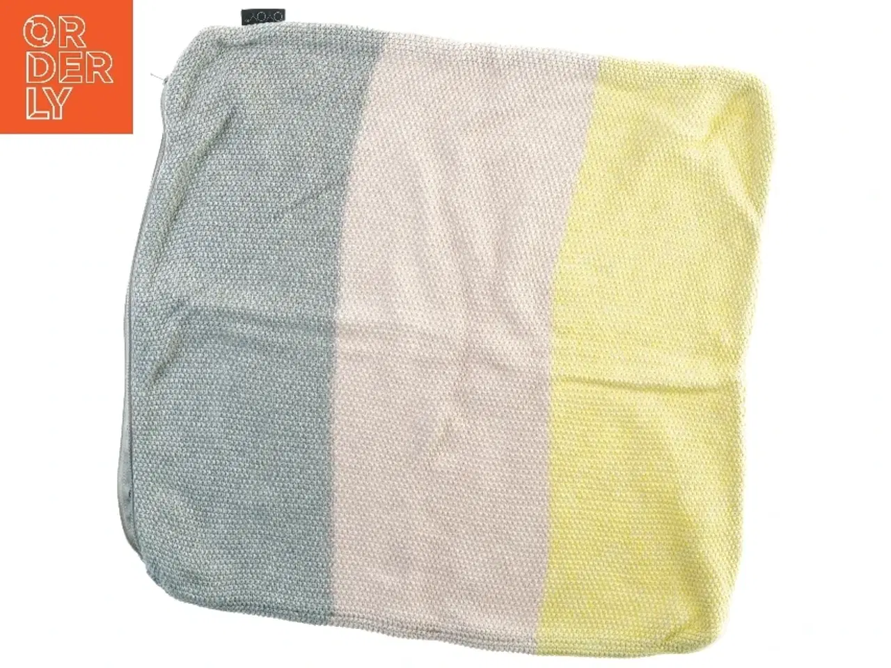 Billede 1 - Pude betræk fra Yoyo (str. 50 x 50 cm)