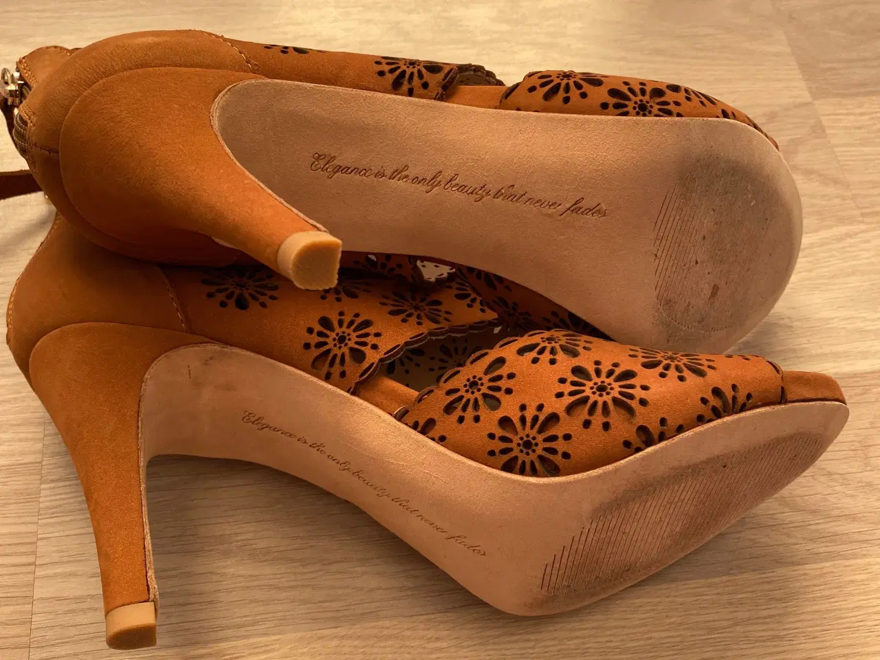 Billede 3 - Ekstra billig nu - Smuk Sargossa sandal stilet