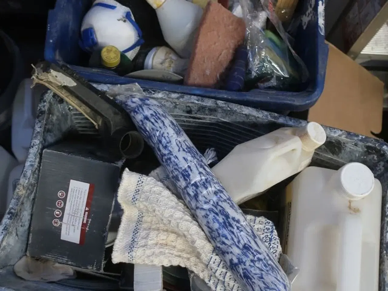 Billede 6 - Åbne maling, spande værktøj m.m.