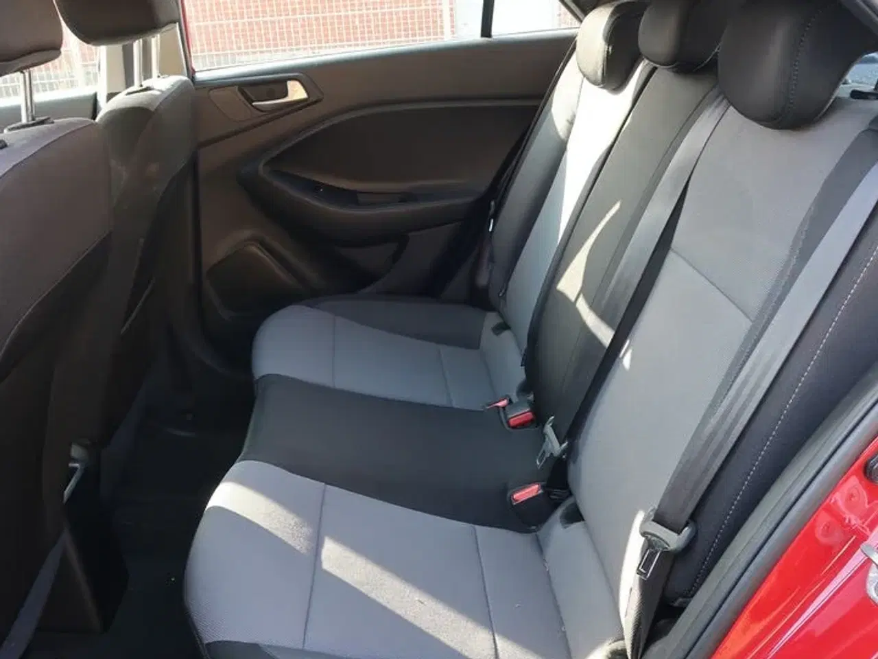 Billede 15 - Personbil HYUNDAI I20 1.25 5-dørs Hatchback (Momsfri)
