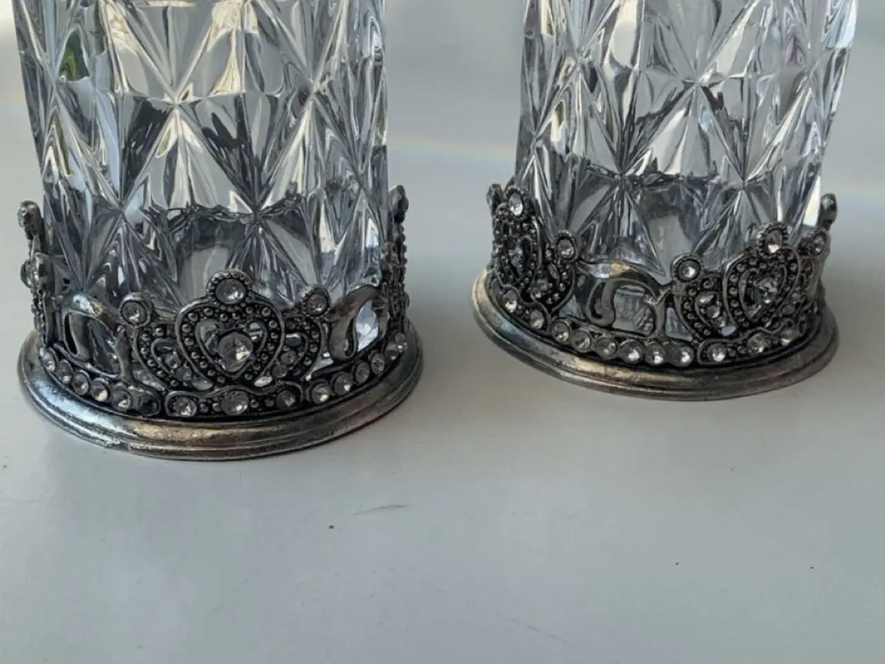 Billede 6 - 2 fyrfadsstager i glas med sølvbund