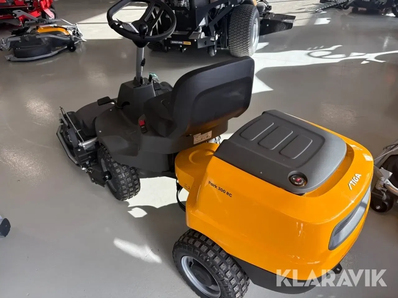 Billede 6 - Græsslåmaskine Stiga Park 300 RC