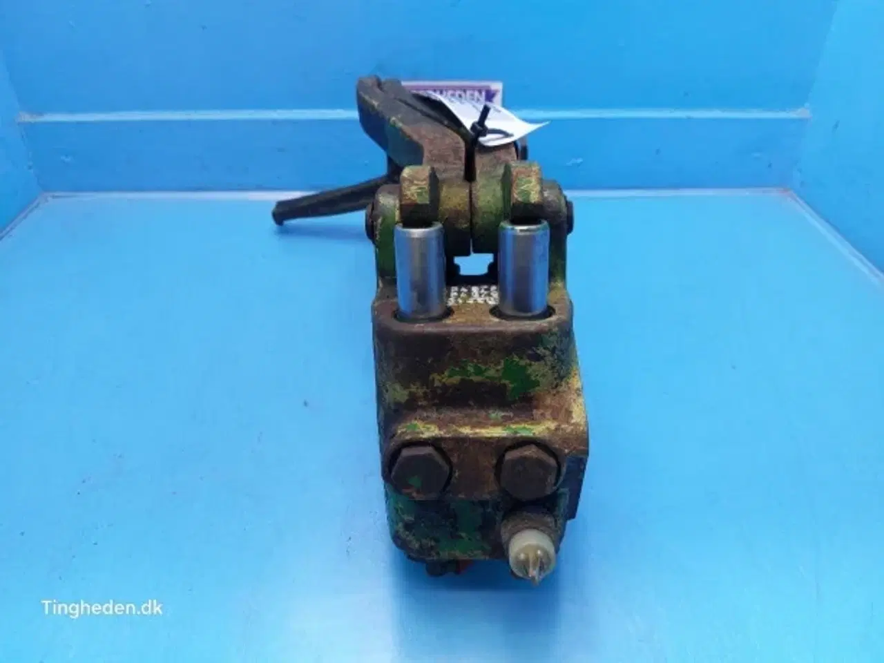 Billede 19 - John Deere 2040 Bremseventil AR53494