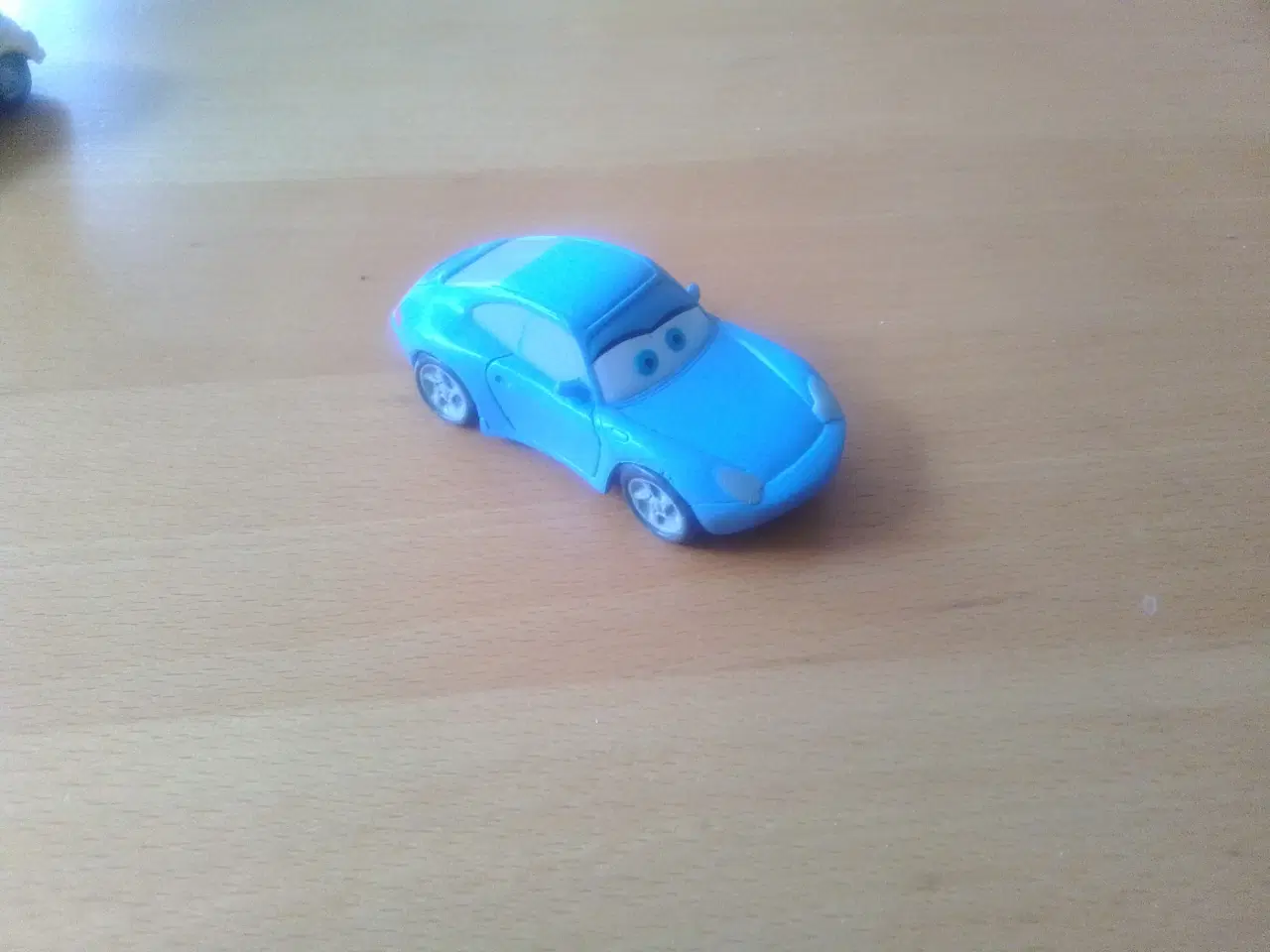 Billede 1 - Små  pixar cars legetøjsbiler