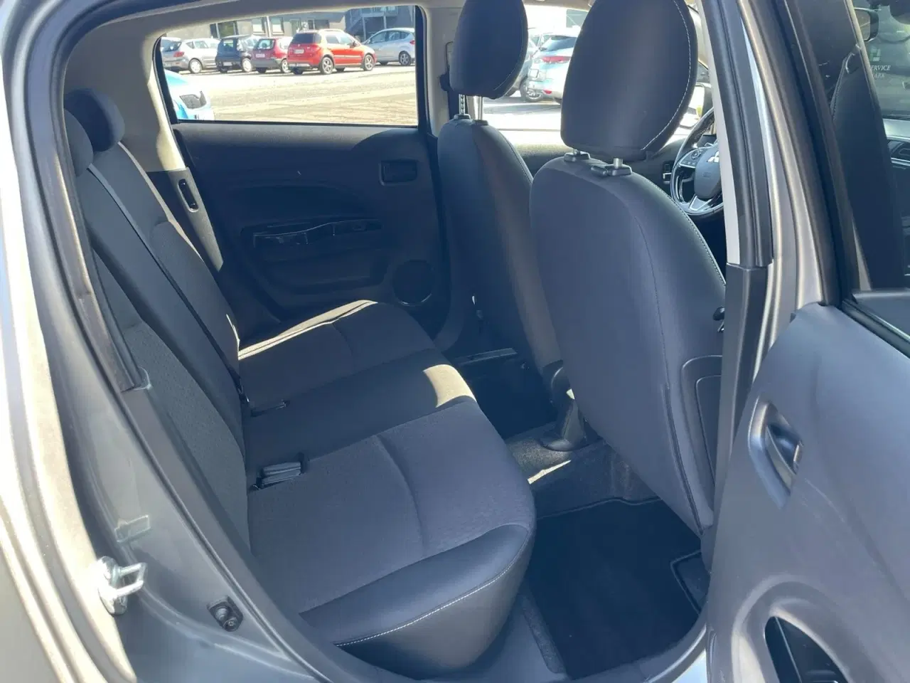 Billede 11 - Mitsubishi Space Star 1,2 Inlead