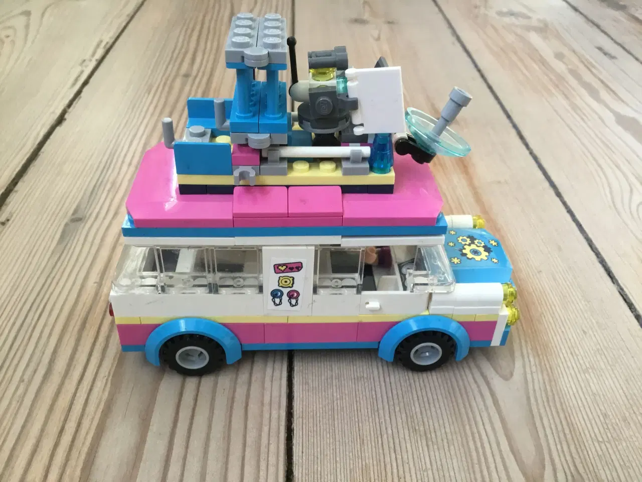 Billede 1 - Lego friends Olivias missionskøretøj 41333