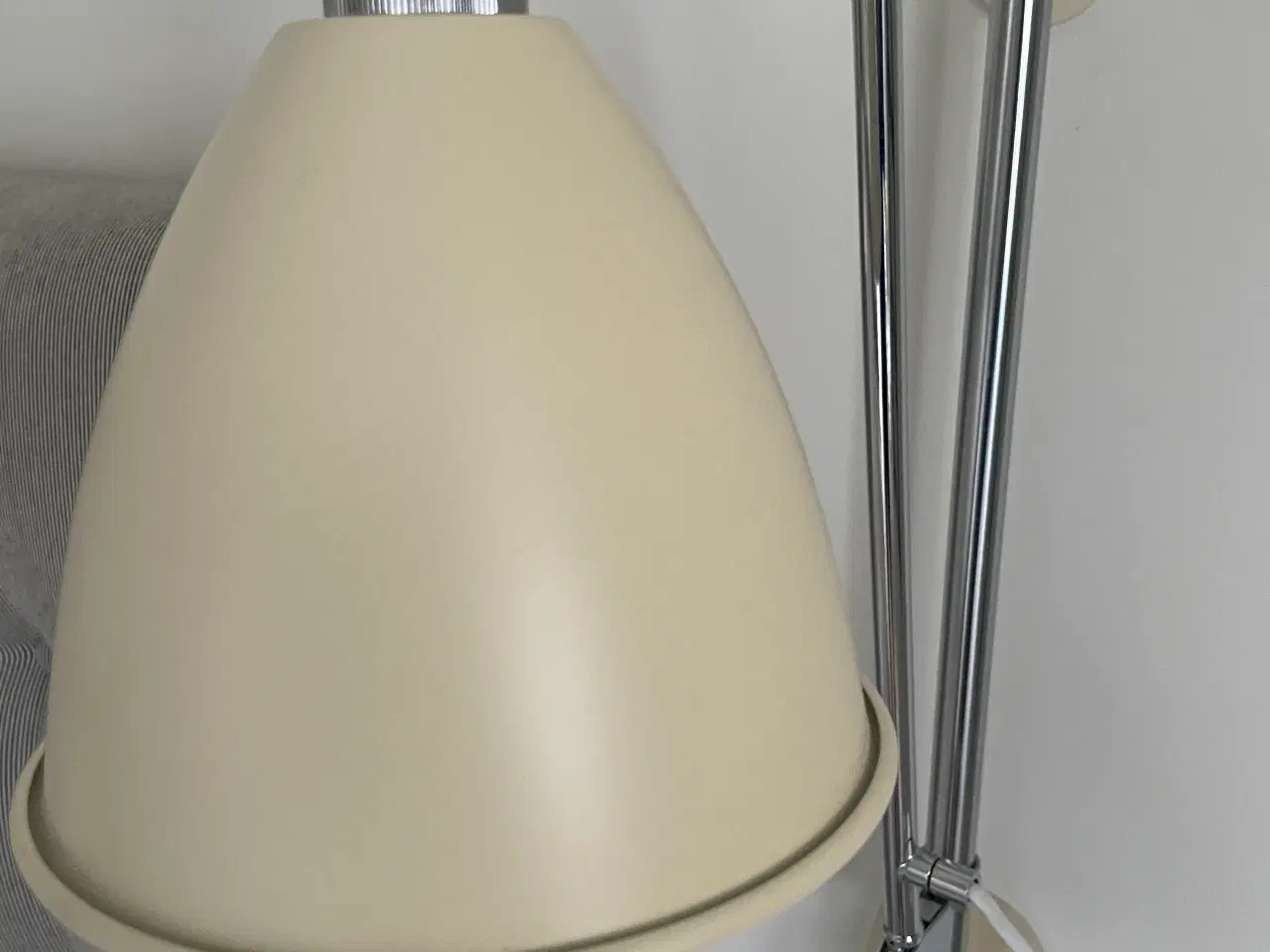 Billede 2 -  GUBI Bestlite BL5 Væglampe i farve Soft White Sem