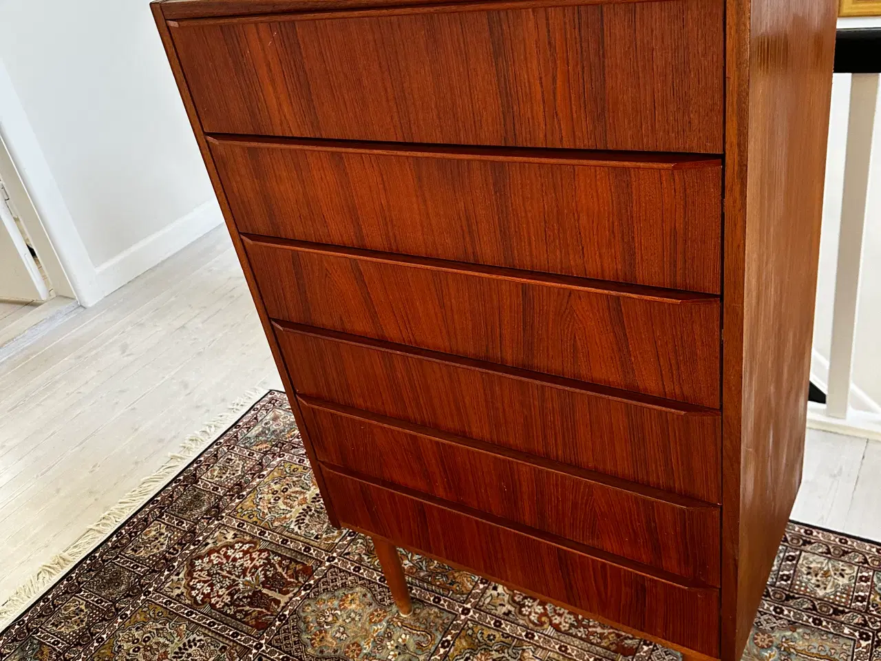 Billede 3 - Teaktræs kommode fra 60erne