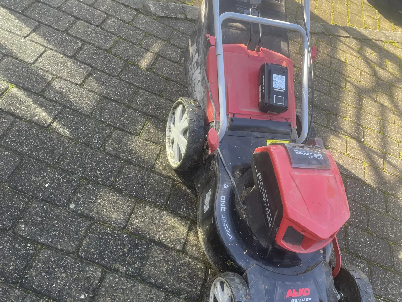 Billede 7 - Sælger en AL-KO batteridrevet plæneklipper på 36 v