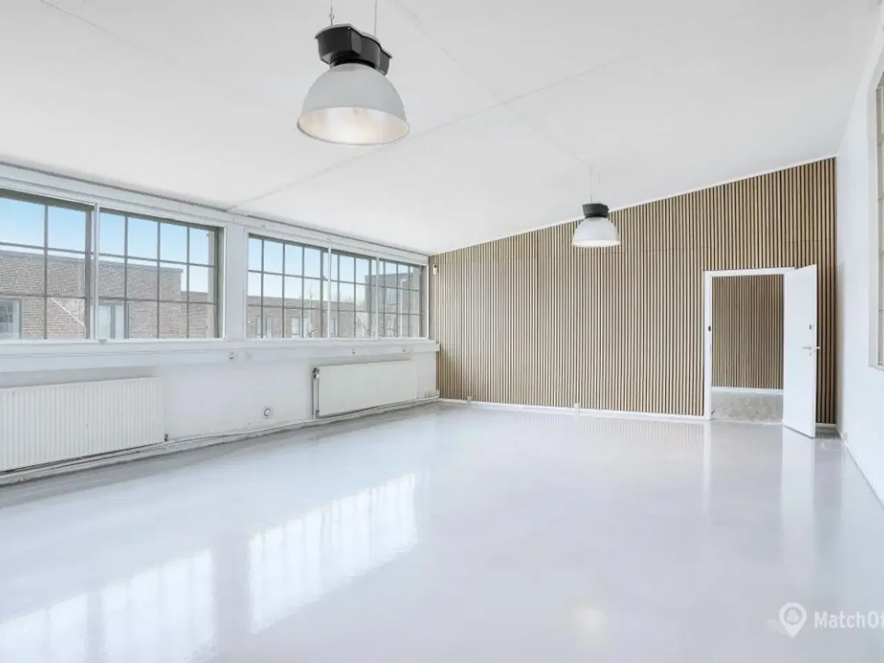 Billede 2 - Attraktivt kontor i Filmbyen – inkl. møblerede fællesarealer. køkken og parkering