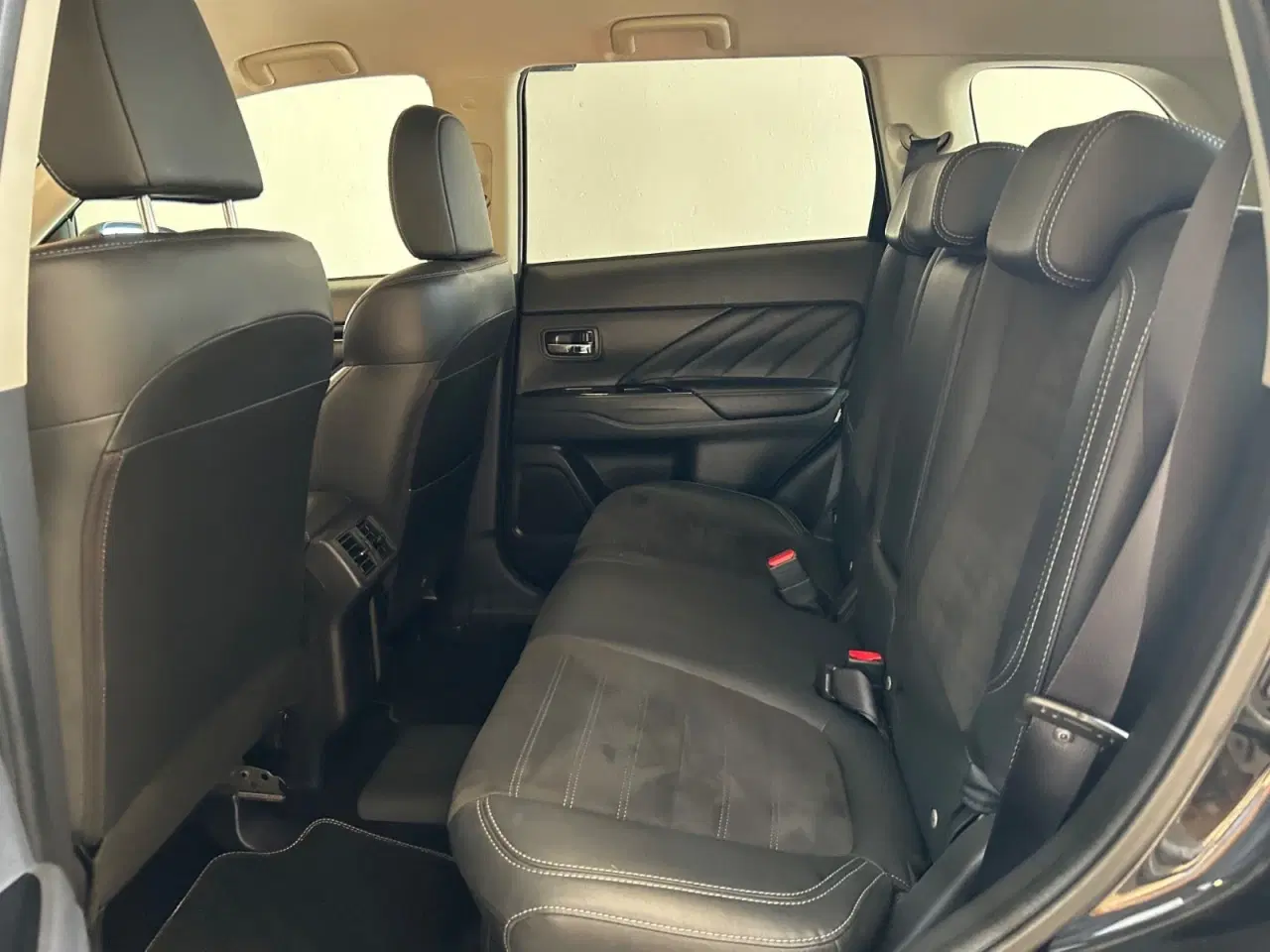 Billede 9 - Mitsubishi Outlander 2,4 PHEV Invite CVT 4WD