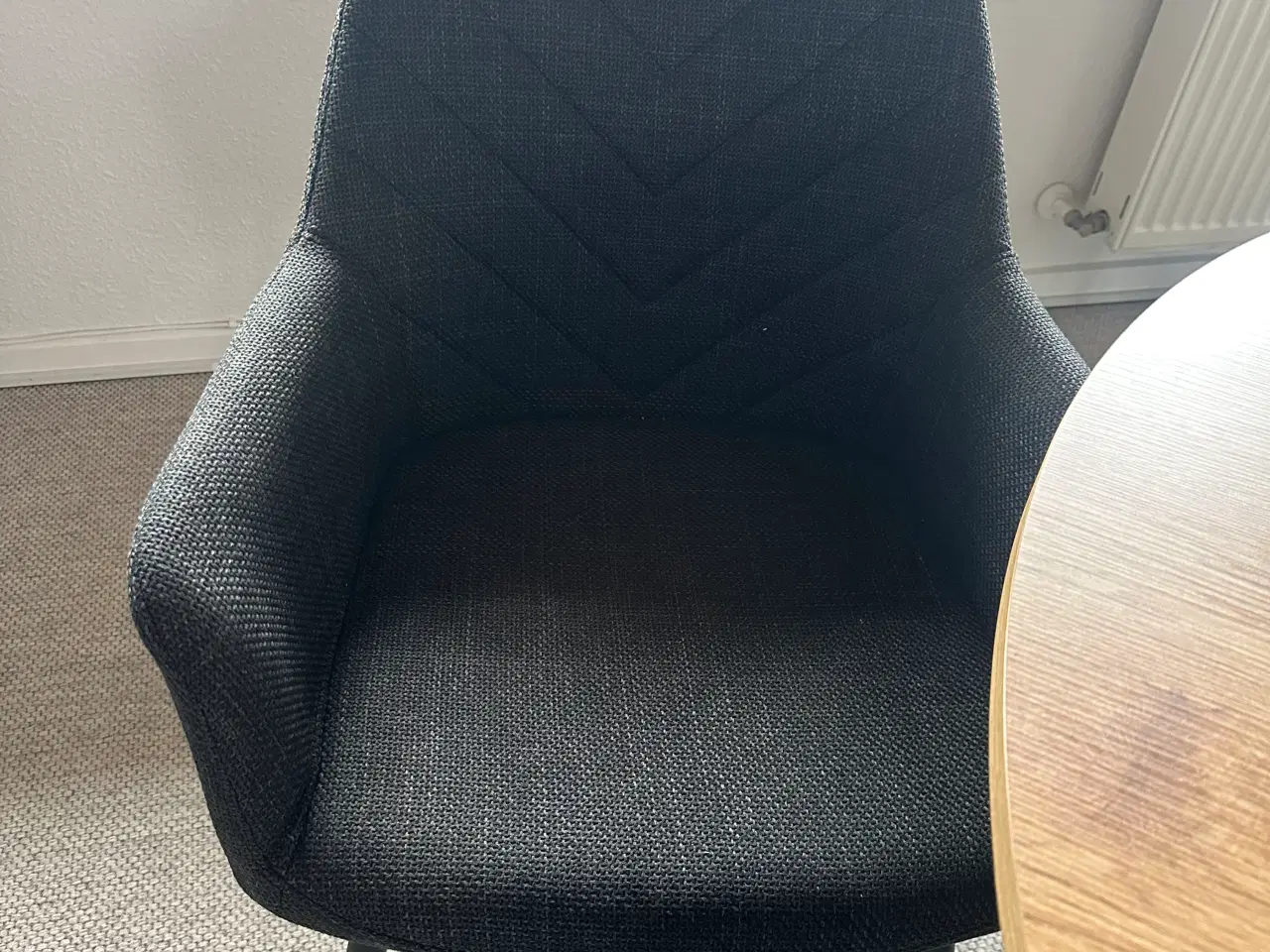 Billede 5 - Spisebord med stole