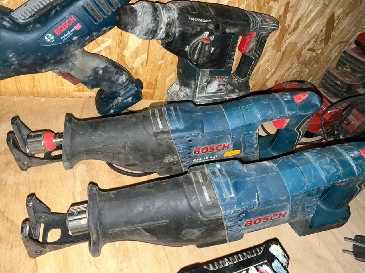 Billede 2 - 6 stk. Værktøj bl.a. Multicutter, Borehammer, Bajonetsav BOSCH