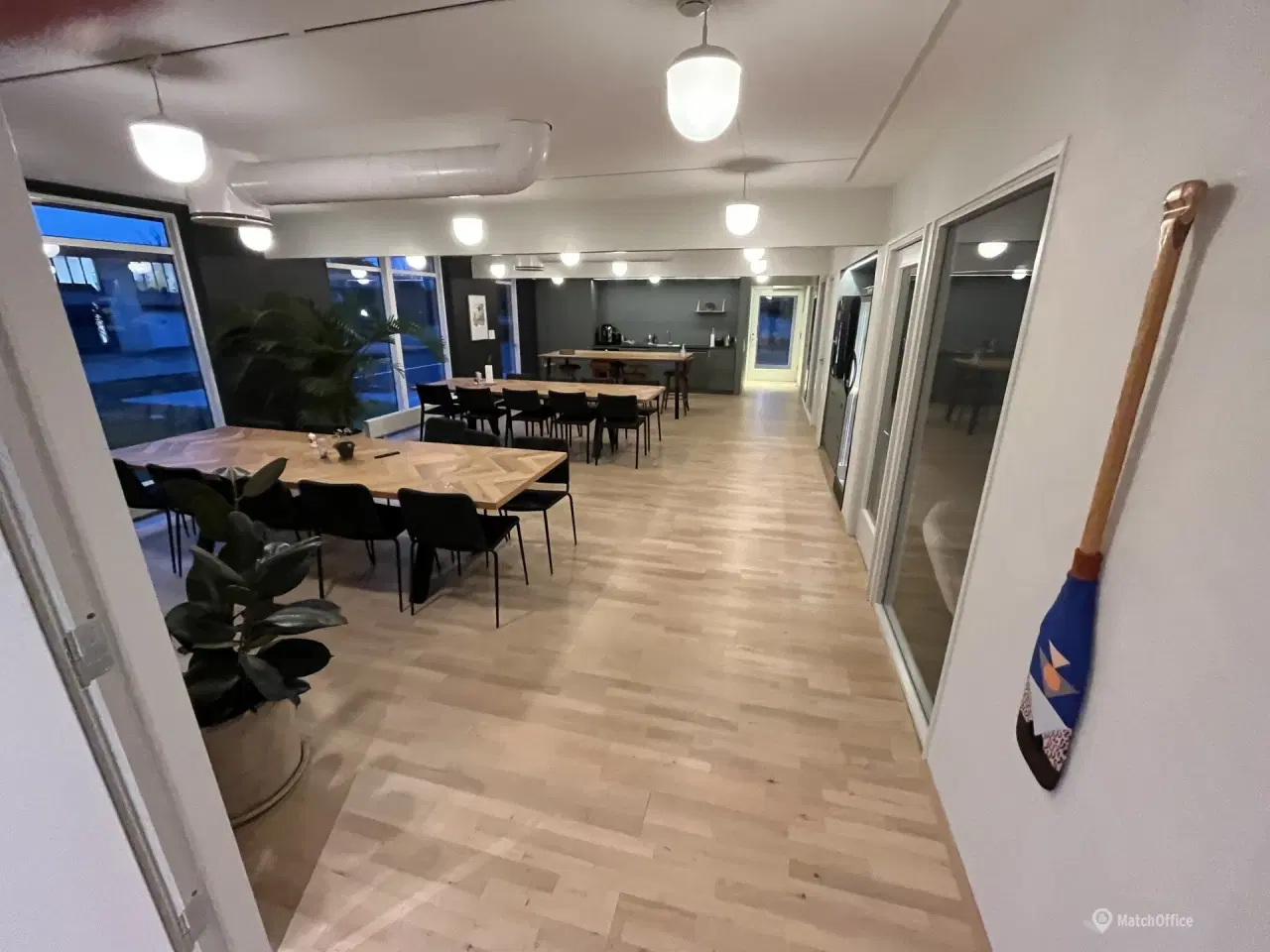 Billede 12 - 14/20m2, 2 stk kontorrum udlejes i fællesskab