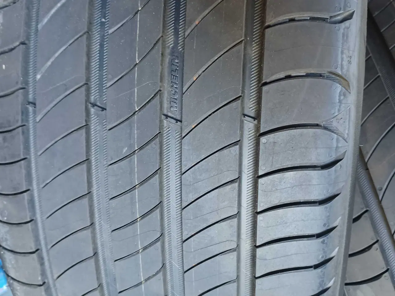 Billede 1 - Michelin sommerdæk 