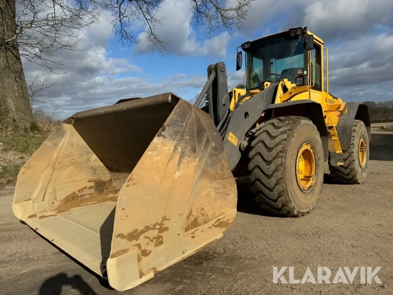 Billede 1 - Gummiged Volvo L120E