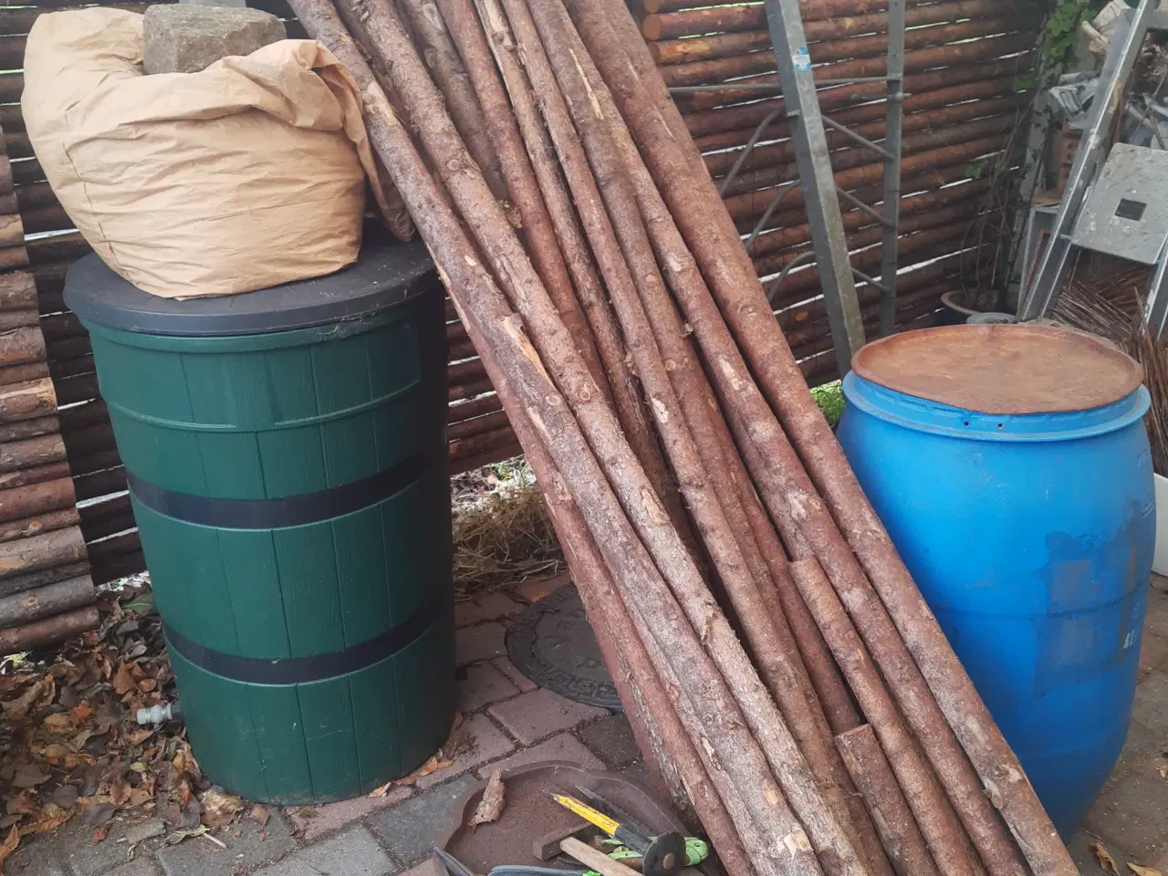 Billede 3 - Granrafter med bark